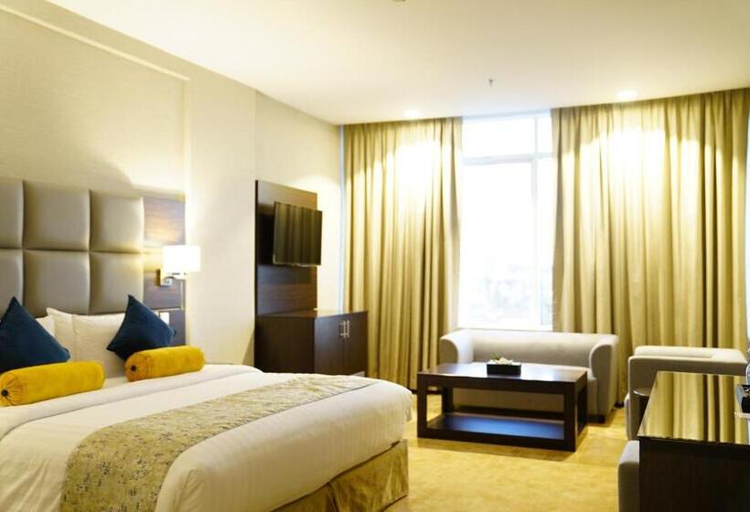 프리미엄 룸, Holiday Villa Hail