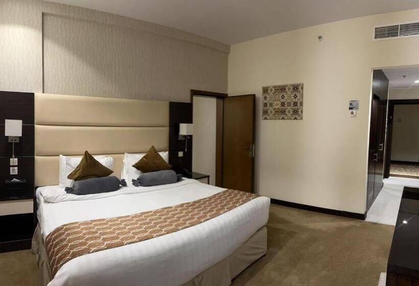 주니어 스위트, Holiday Villa Hail