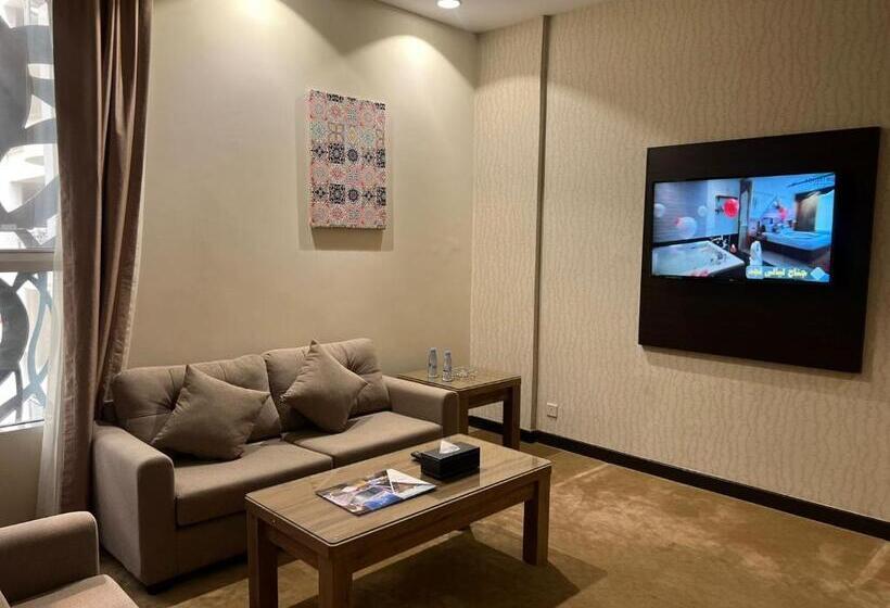 주니어 스위트, Holiday Villa Hail