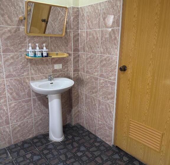 디럭스 패밀리 룸, Kata Palace Phuket