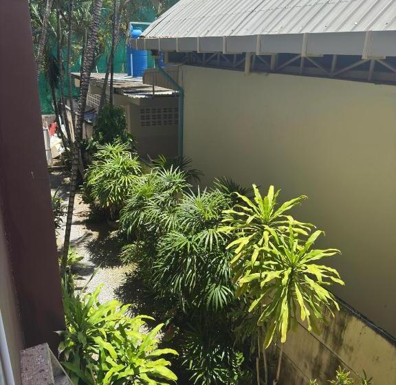 스탠다드 룸, Kata Palace Phuket