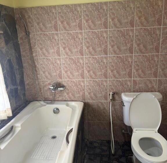 디럭스 룸, Kata Palace Phuket