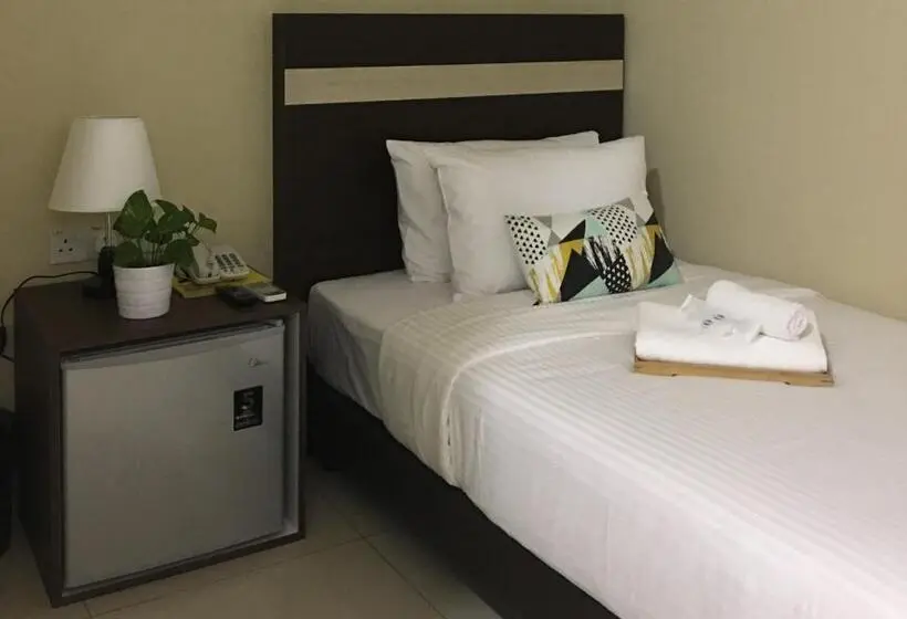 اتاق استاندارد یک نفره, Chemara Boutique