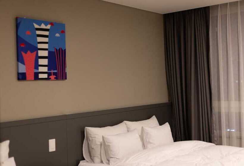 スーペリアールーム, Daoom