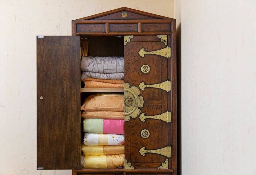 ファミリールーム, Daoom