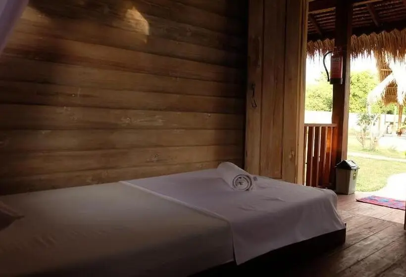 اتاق استاندارد با سرویس بهداشتی مشترک, Beranda Ecolodge