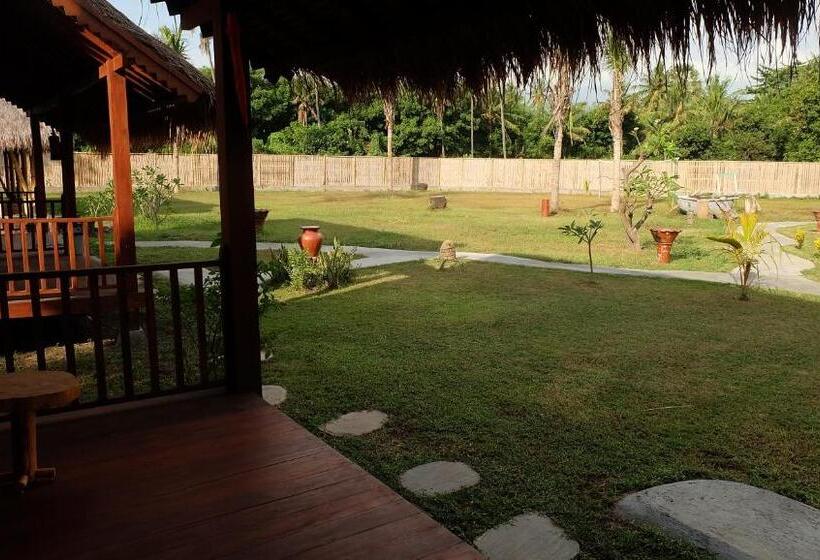 バス共有のスタンダードルーム, Beranda Ecolodge