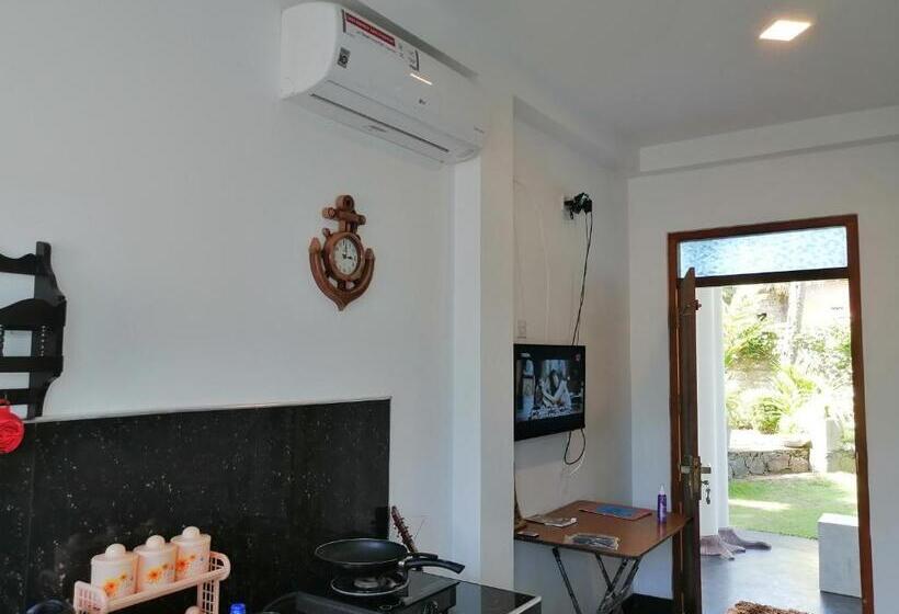 اتاق لوکس با تخت بزرگ, Sun & Moon Good View Villa