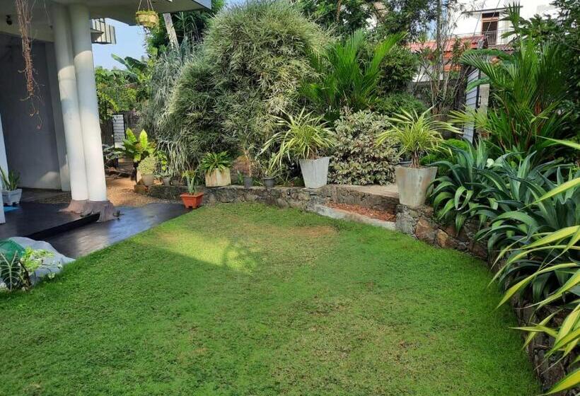 Economy Zimmer, Sun & Moon Good View Villa