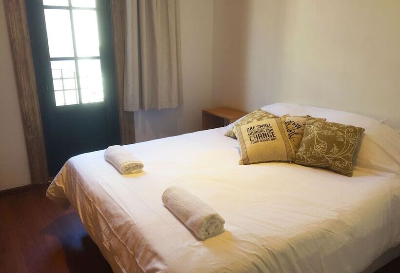 Номер Стандарт, Circus Hostel&hotel Montevideo