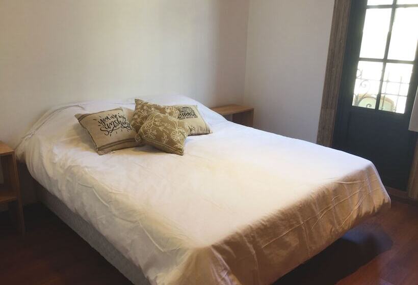 اتاق استاندارد, Circus Hostel&hotel Montevideo