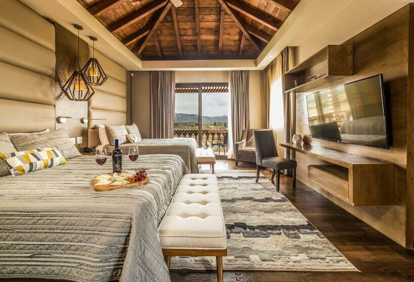 ジュニアスイート, El Cielo Resort
