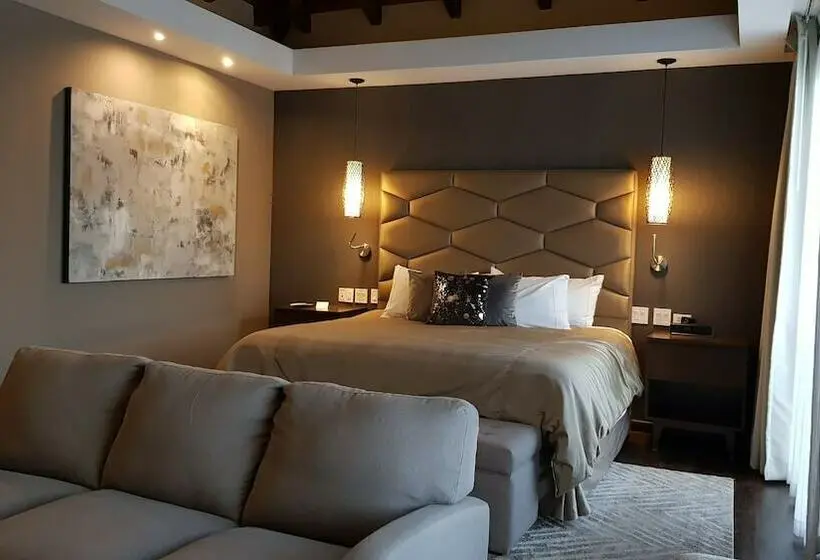 ジュニアスイート, El Cielo Resort