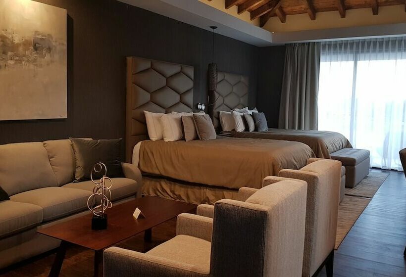 ジュニアスイート, El Cielo Resort