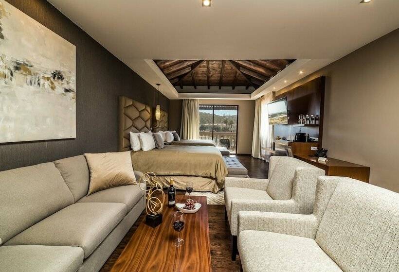 ジュニアスイート, El Cielo Resort