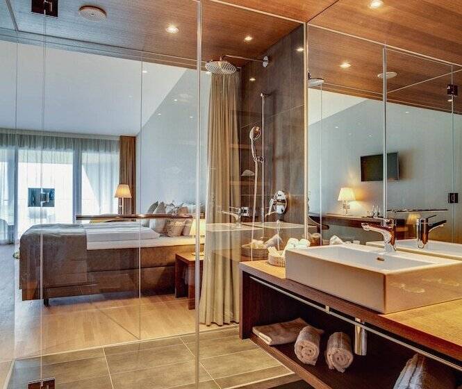 Quarto Superior Vista Montanha, Gasthaus Badhof  Golf