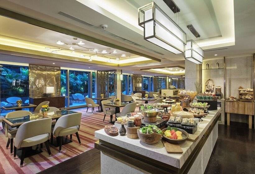 行政房间, Hilton Manila