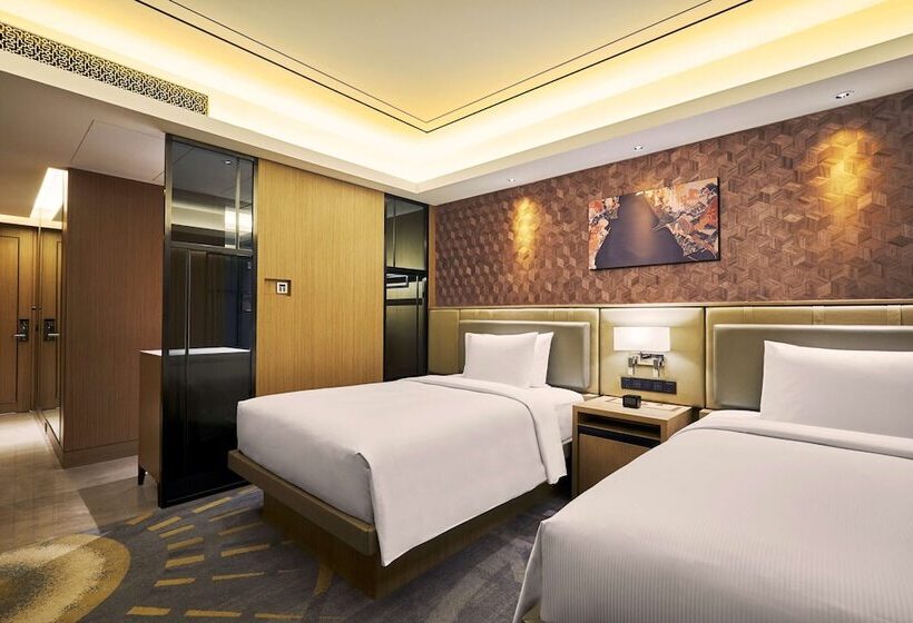 Номер Executive, Hilton Manila