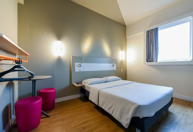 דירת חדר, Ibis Budget Santos Gonzaga