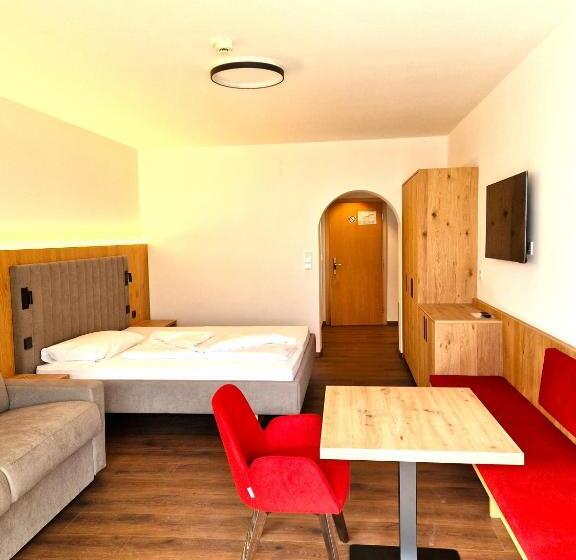 חדר סטנדרט עם מרפסת, Tanja Sonnenhof