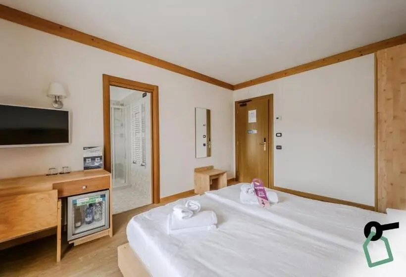 バルコニー付きデラックスルーム, Hotiday Bormio Valdidentro