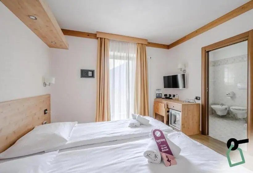 バルコニー付きデラックスルーム, Hotiday Bormio Valdidentro