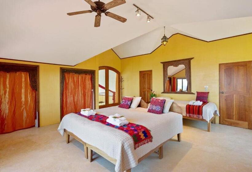 غرفة سوبيريور ثلاثية مطلّة علي البحر, Anamaya Resort