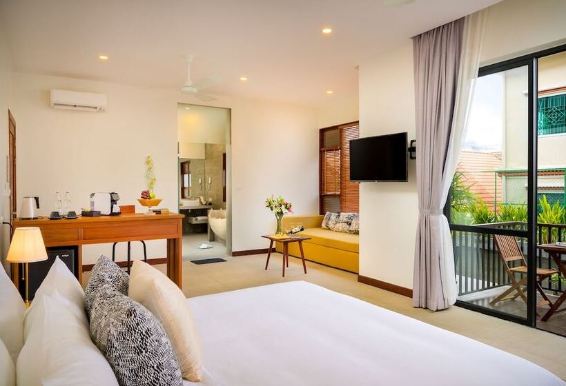 クラブスイート, Gold Smith Residence