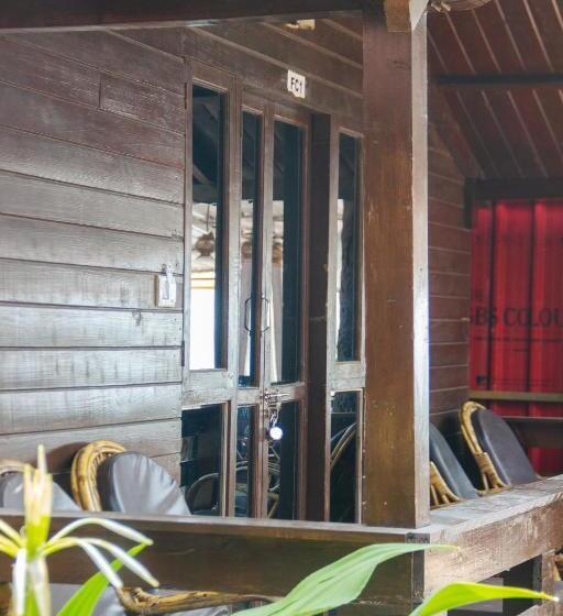 חדר משפחתי צדדי נוף לים, O3 Beach Resort