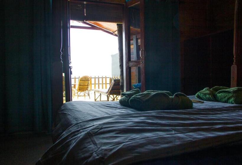 קוטג'' סופריור, O3 Beach Resort