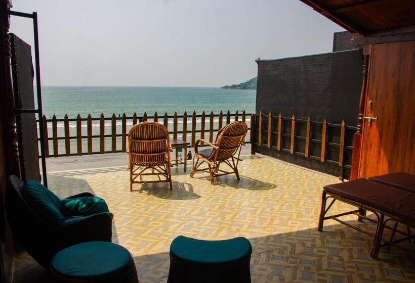 Хижина Superior, O3 Beach Resort