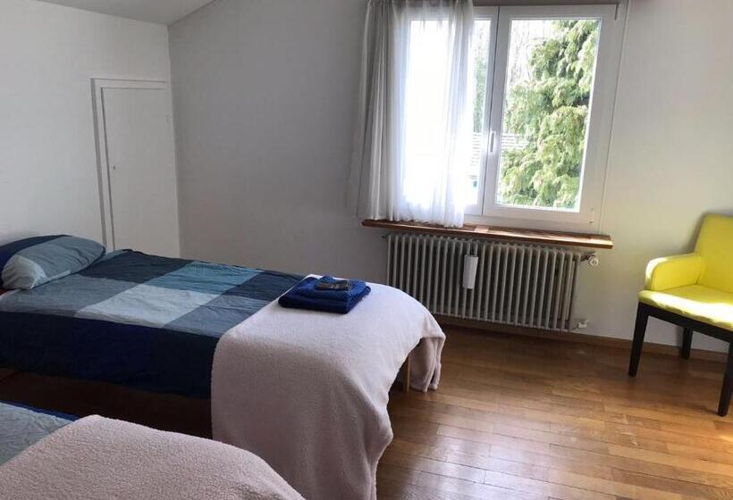 חדר אקונומי, Bed N Breakfast Obermumpf