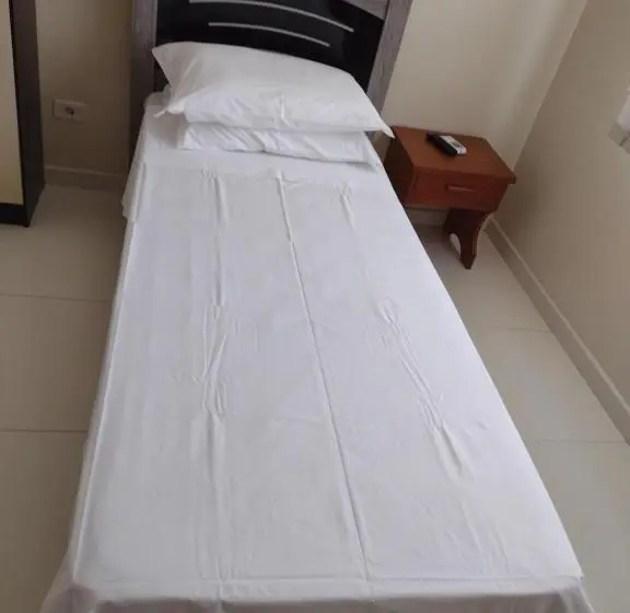 اتاق استاندارد یک نفره, Stela Maris