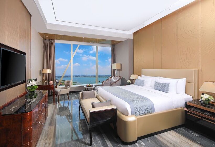 غرفة تنفيذية, Wyndham Grand Foshan Gaoming