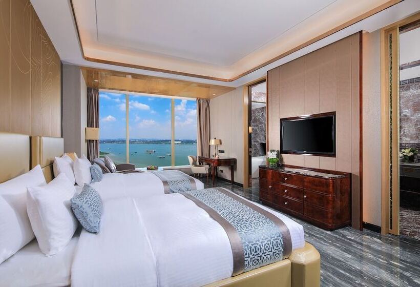 غرفة تنفيذية, Wyndham Grand Foshan Gaoming