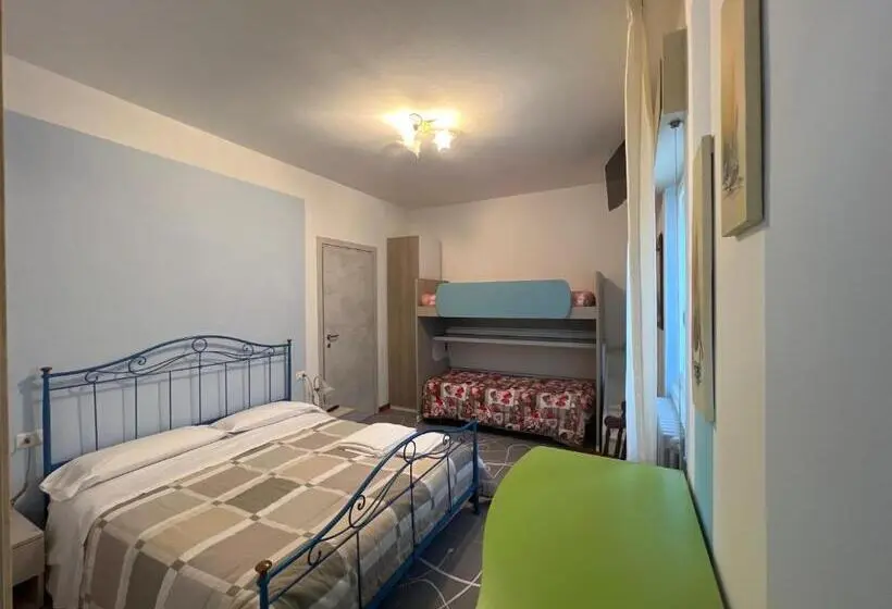 スタンダード４人部屋, Macloud Pub B&b