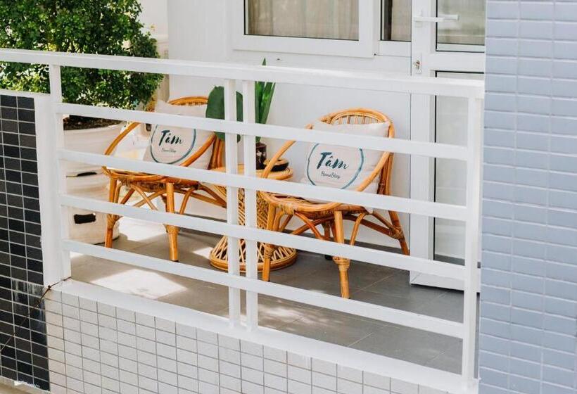 اتاق لوکس با بالکن, Tâm Homestay