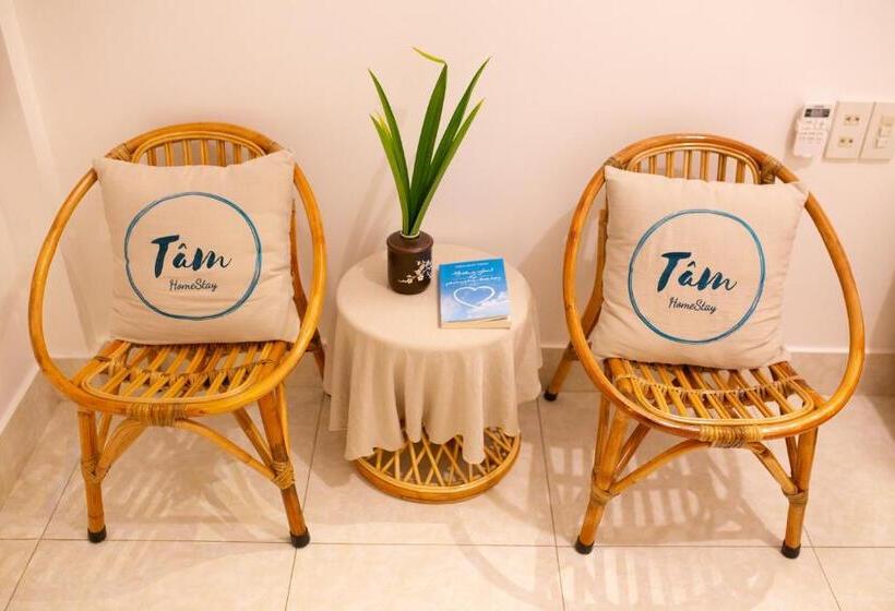 اتاق لوکس, Tâm Homestay