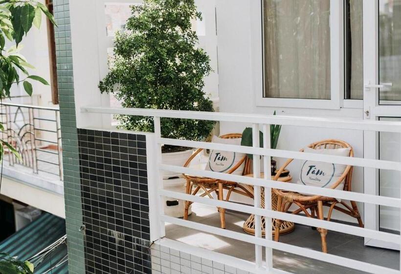 آپارتمان 1 خوابه با بالکن, Tâm Homestay