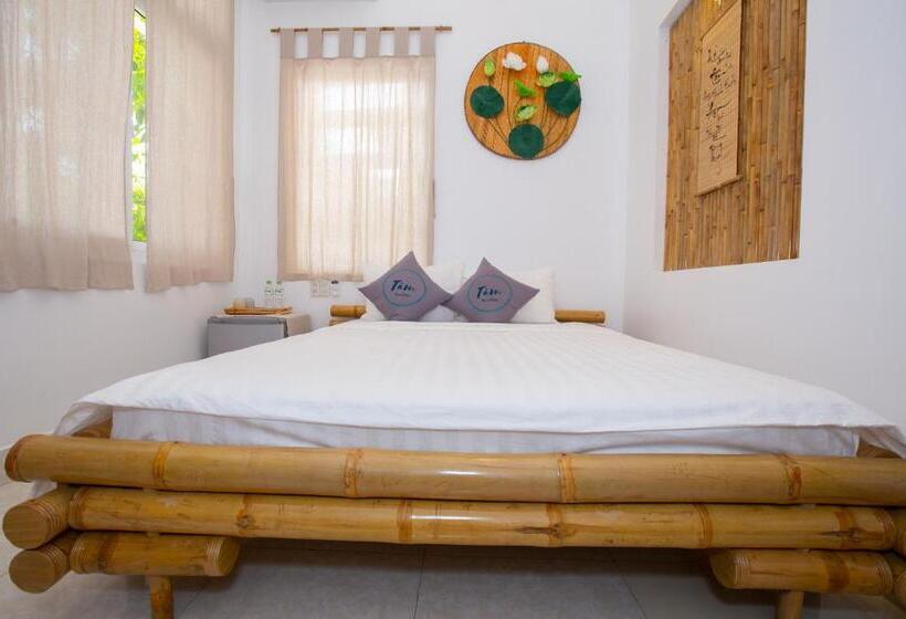 اتاق لوکس با بالکن, Tâm Homestay