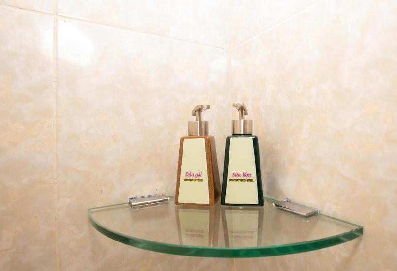 اتاق لوکس با بالکن, Tâm Homestay