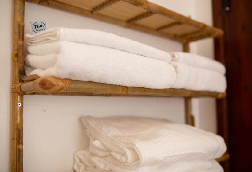 آپارتمان 1 خوابه با بالکن, Tâm Homestay