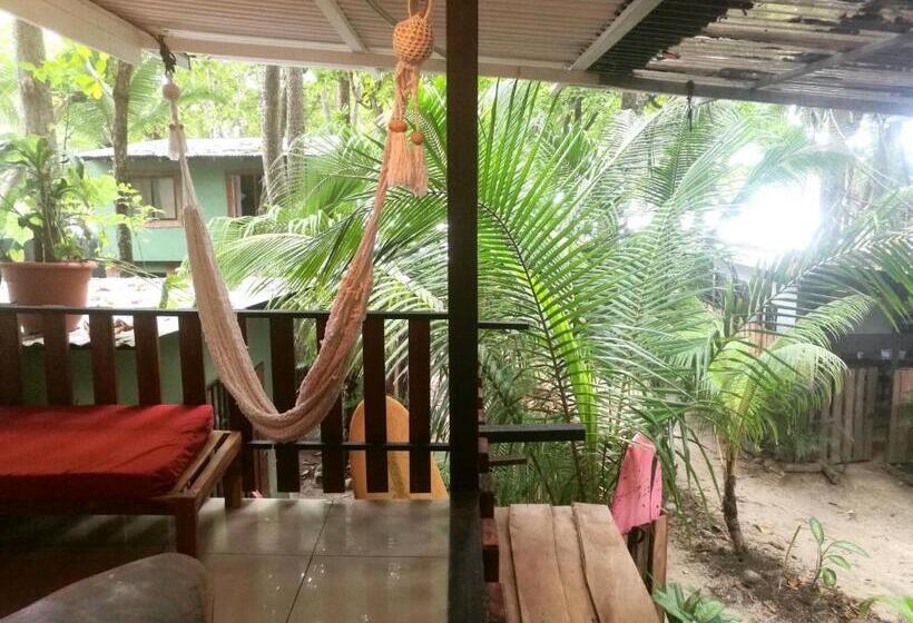 带1个卧室的带阳台的公寓, Zeneidas Surf Garden