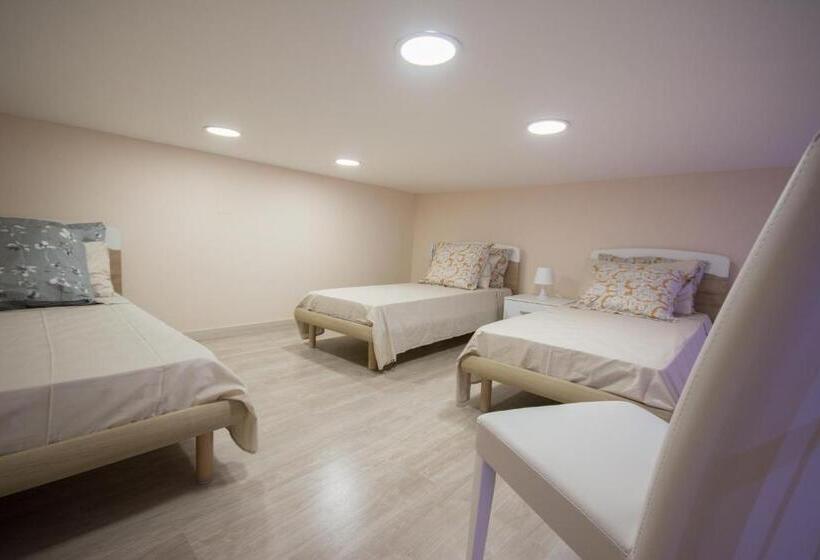 خانه 2 خوابه, Al Vecchio Fontanile