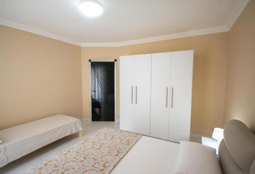 اتاق سوپریور سه تخته, Al Vecchio Fontanile