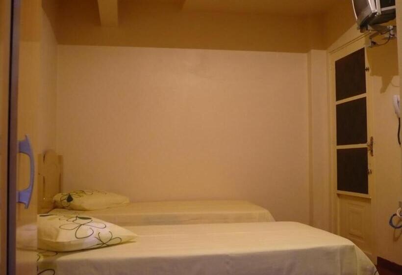 이코노이 4인룸, Guilet