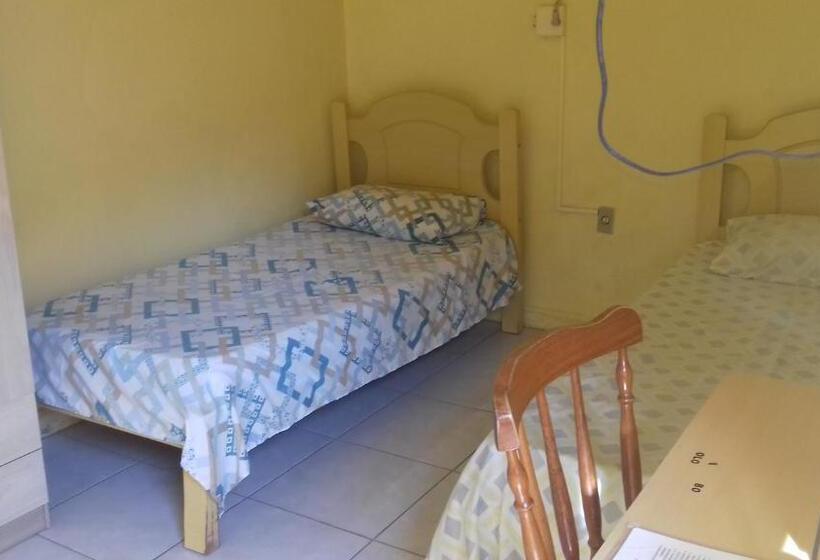 스탠다드 룸, Guilet