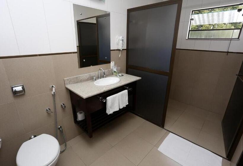 غرفة سوبيريور رباعية, Schroeder