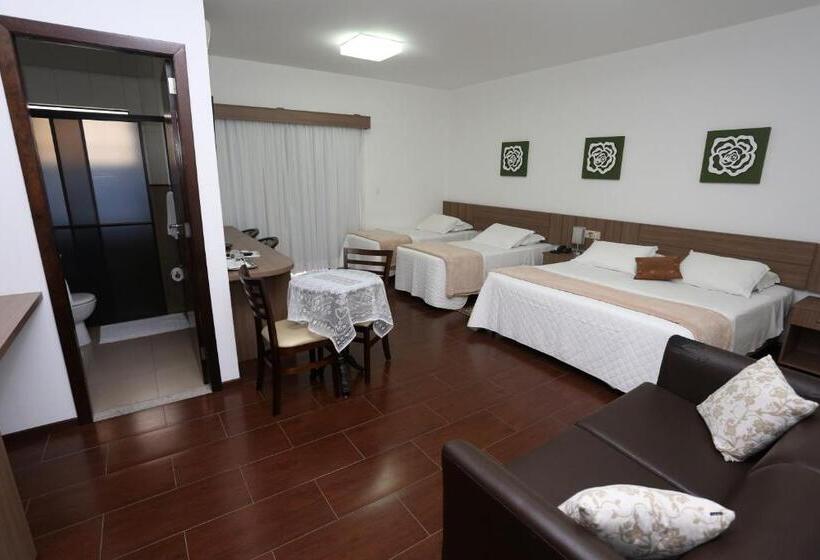 غرفة سوبيريور رباعية, Schroeder