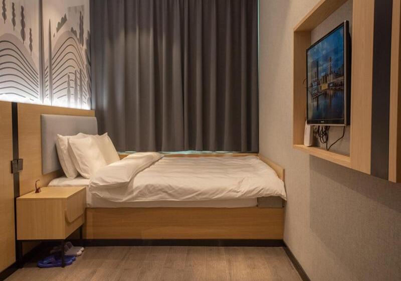 חדר אקונומי, Thank Inn Chain Hotel Hunan Huaihua Hecheng District South High Speed Rail Station